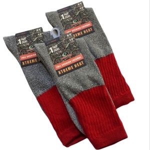NWT Mossy Oak 2 pairs of Red Gray Socks Full Cushion Thermal Xtreme Heat 10-13